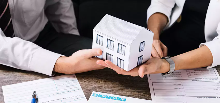 How We Determine Your Sell House for Cash Offer in Islip, New York?