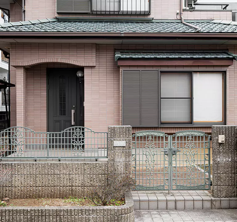 The Most Trusted Company to Sell Damaged House in Islip