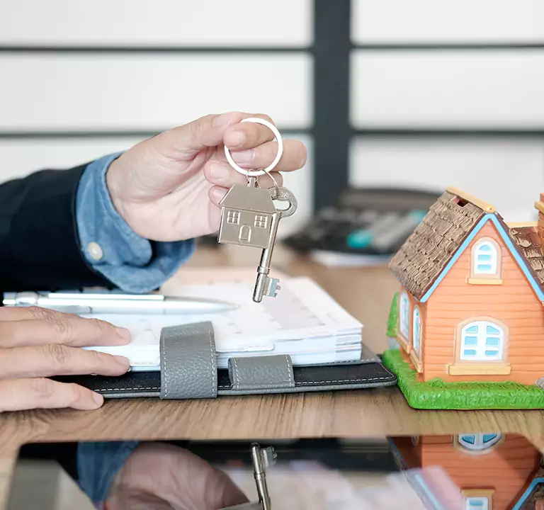 The Trusted Direct Buyer to Sell House with Reverse Mortgage in Islip, NY